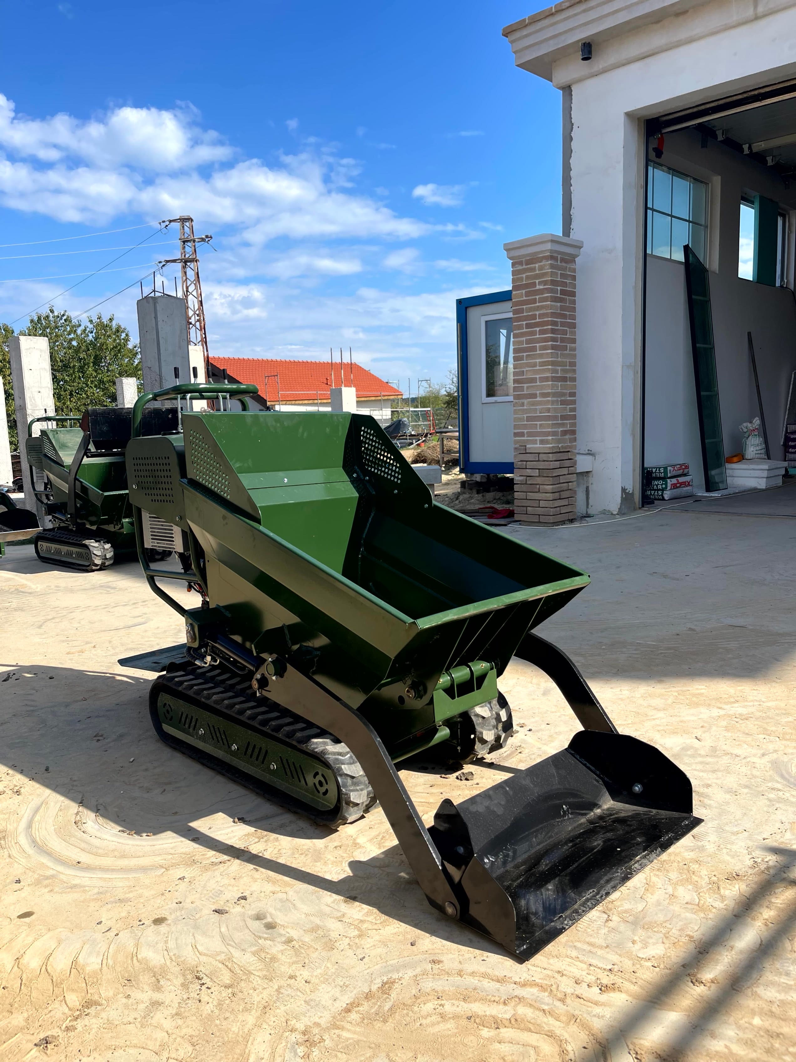 Self Loading Dumpers